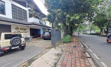 Disewakan Rumah Usaha 2 Lantai, Jl Raya Taman Gandaria Jaksel, Sederet Mall Gandaria City, 750Jt/Th Nego