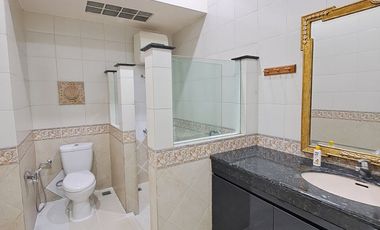 Disewakan Rumah Usaha 2 Lantai, Jl Raya Taman Gandaria Jaksel, Sederet Mall Gandaria City, 750Jt/Th Nego