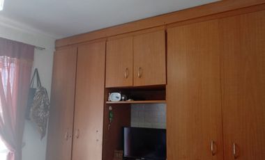 Vendo casa esquina en La Campiña de Nos