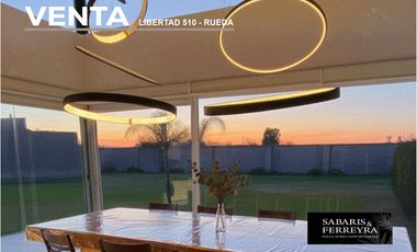 Casa de Diseño en Venta – Quinta 1.150 m² - Rueda