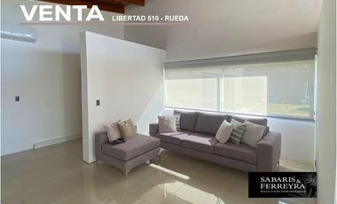 Casa de Diseño en Venta – Quinta 1.150 m² - Rueda
