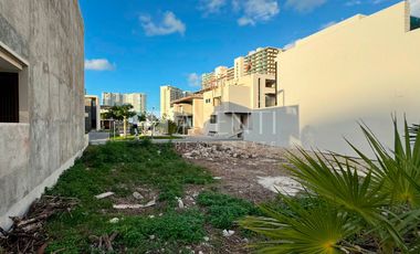 Terreno Habitacional en Venta, La Marina, Puerto Cancún