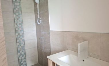 VENTA DE CASA EN URB. FLORESTA 4