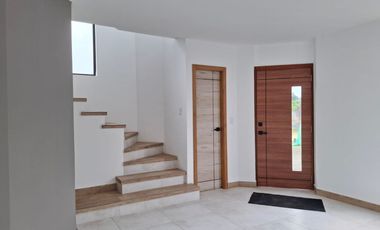 VENTA DE CASA EN URB. FLORESTA 4