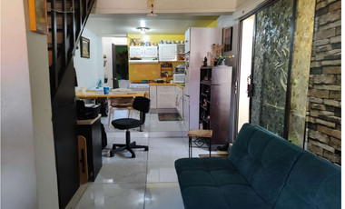 CASA EN VENTA VIVEROS DE LA LOMA PARA RENOVAR