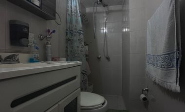 CASA EN VENTA VIVEROS DE LA LOMA PARA RENOVAR