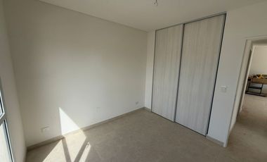 Departamento en venta en Puerto Madryn de 2 dormitorios con cochera a cuadras de la playa!