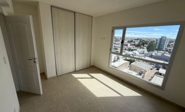 Departamento en venta en Puerto Madryn de 2 dormitorios con cochera a cuadras de la playa!