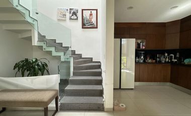 CASA AMUEBLADA EN RENTA EN PUERTA MADERO ALTOZANO