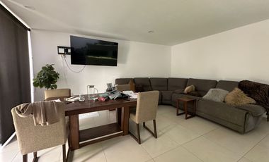 CASA AMUEBLADA EN RENTA EN PUERTA MADERO ALTOZANO
