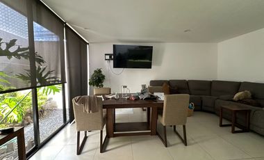 CASA AMUEBLADA EN RENTA EN PUERTA MADERO ALTOZANO