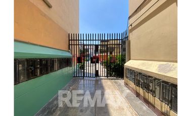 Vendo Departamento Cerca A La Universidad Catolica Y La San Marcos