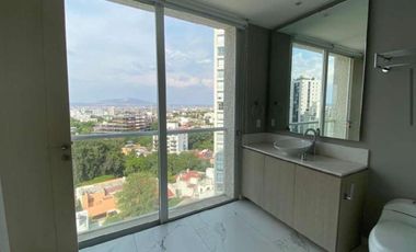 DEPARTAMENTO EN EL COUNTRY CLUB