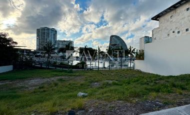 Terreno Habitacional en Venta, La Marina, Puerto Cancún