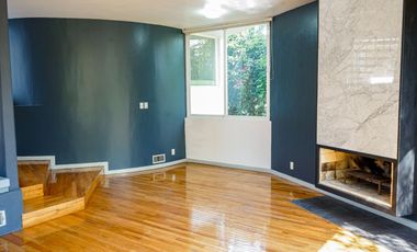 Residencia de lujo en jardínes del Pedregal.