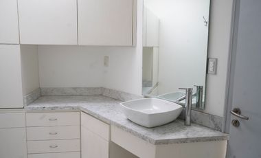 Residencia de lujo en jardínes del Pedregal.