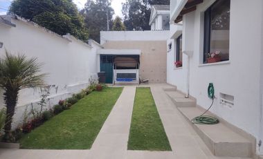 CASA EN VENTA URB. EL CONDADO