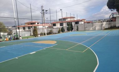 CASA EN VENTA URB. EL CONDADO