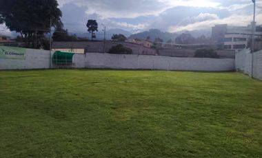 CASA EN VENTA URB. EL CONDADO