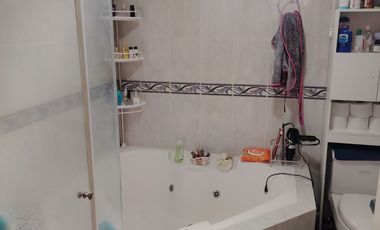 CASA EN VENTA URB. EL CONDADO