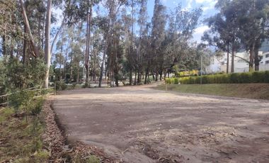 CASA EN VENTA URB. EL CONDADO