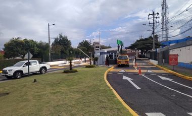 CASA EN VENTA URB. EL CONDADO