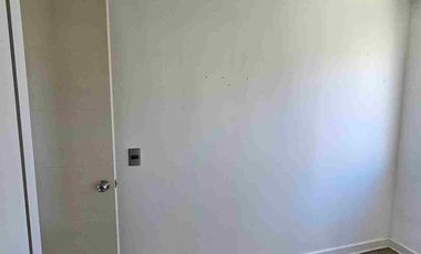 Arrienda casa frente a colegio en Jardin Austral