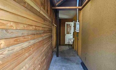 Arrienda casa frente a colegio en Jardin Austral