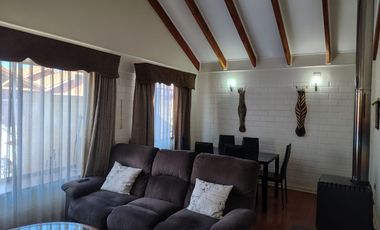 Casa En Venta En Avda. Raúl Bitrán