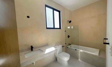Casa Premium en Renta, Recámara PB, Privada, amenidades, Temozon norte, Mérida Yucatán
