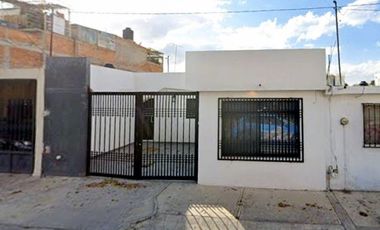 “LA CASA QUE ESTAS BUSCANDO TE ESTA ESPERANDO