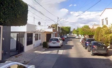 “LA CASA QUE ESTAS BUSCANDO TE ESTA ESPERANDO