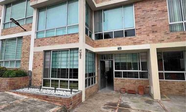 SE VENDE HERMOSA CASA EN MANILA FUSAGASUGA EXCELENTE UBICACIÓN.
