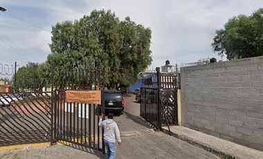 (IA) Casa en Cerrada Edward Salk, Santa Maria Magdalena, Coacalco