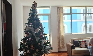 DEPARTAMENTO CENTRAL EN VENTA LOJA