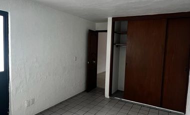 Casa en Renta $34,000.00 Solo para Oficinas a puerta cerrada, Sobre Av. Mascarones, Jardines del Country Zapopan, Jalisco, Mexico.