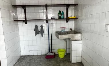 Casa en Renta $34,000.00 Solo para Oficinas a puerta cerrada, Sobre Av. Mascarones, Jardines del Country Zapopan, Jalisco, Mexico.