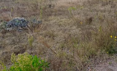 VENDO TERRENO DE 908m DENTRO DE URBANIZACION, Malchingui