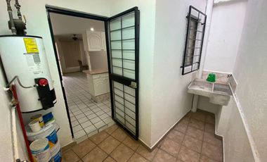 Casa en Renta $12,200.00 Coto por Av. Mariano Otero y Av. Patria