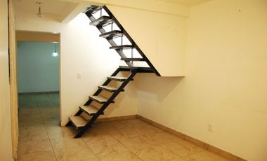 Casa en renta en Magisterial Vista Bella, a 3 min de la Maddox y Mundo E