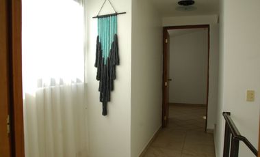 Casa en renta en Magisterial Vista Bella, a 3 min de la Maddox y Mundo E