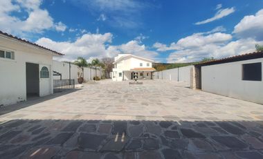 FINCA EN VENTA EN JURIQUILLA