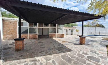 FINCA EN VENTA EN JURIQUILLA