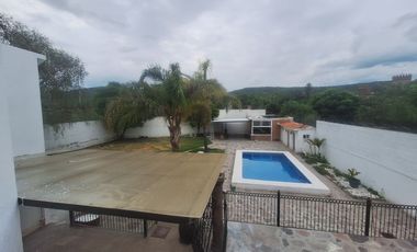 FINCA EN VENTA EN JURIQUILLA