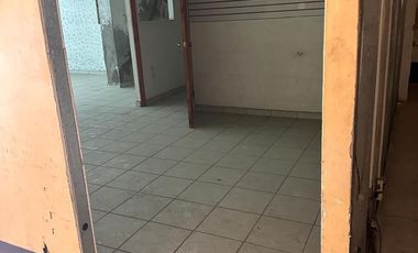 BODEGA EN VENTA EN LA PENAL