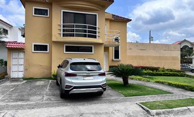 Se alquila linda casa esquinera en Vua a la Costa, Urb VÍA AL SOL, km 14,5