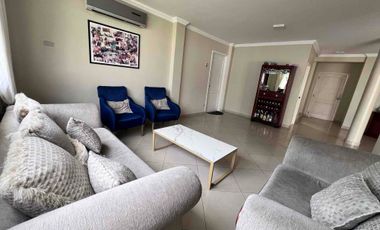 Se alquila linda casa esquinera en Vua a la Costa, Urb VÍA AL SOL, km 14,5