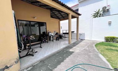 Se alquila linda casa esquinera en Vua a la Costa, Urb VÍA AL SOL, km 14,5