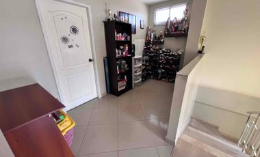 Se alquila linda casa esquinera en Vua a la Costa, Urb VÍA AL SOL, km 14,5