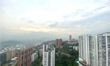 Apartamento en Palmas Poblado